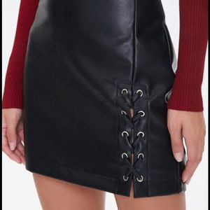Faux leather mini skirt